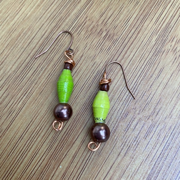 Handcrafted Stretch Recycled Paper Bead Jewelry - Picture 6 of 7